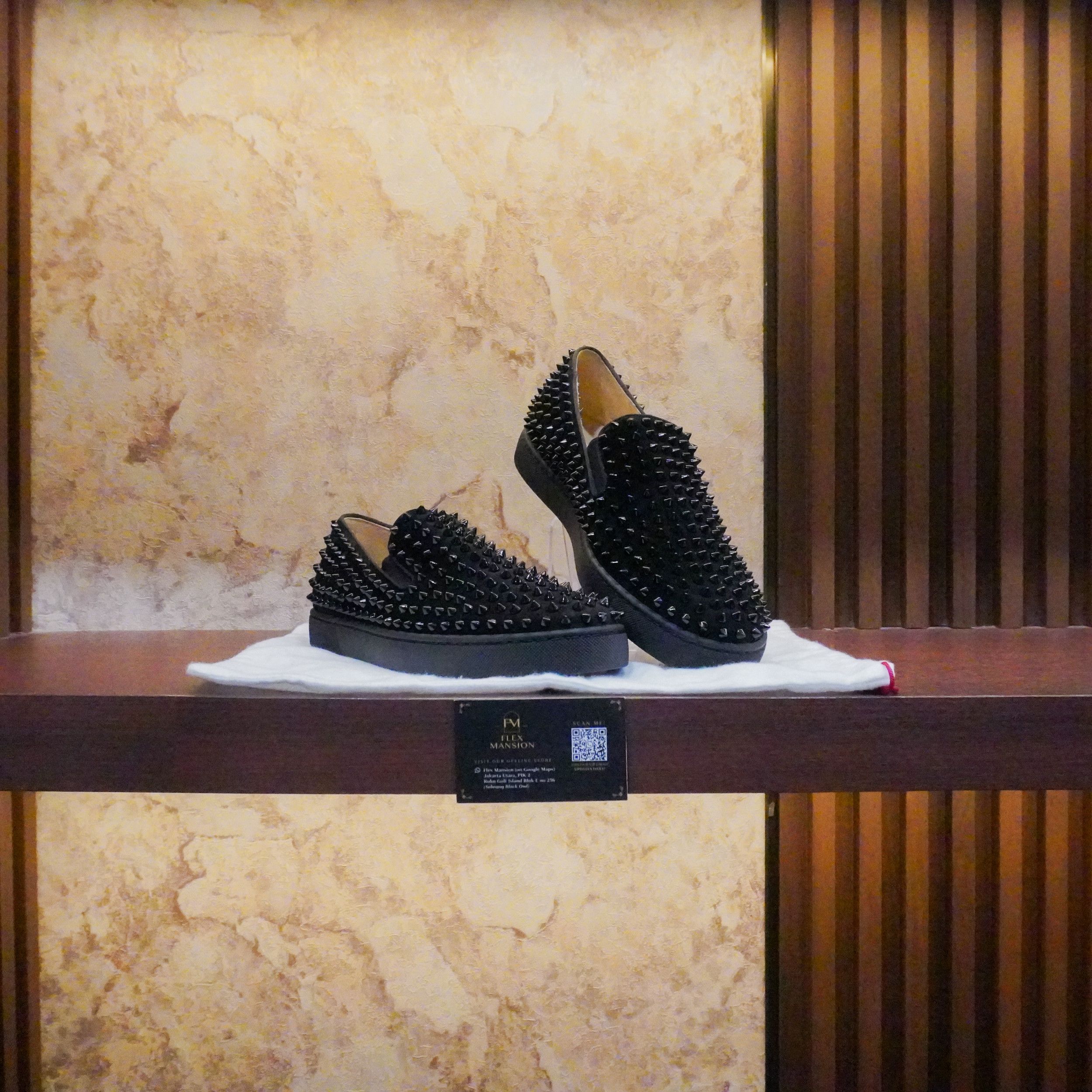 CL rollerboat suede black (new 19jt