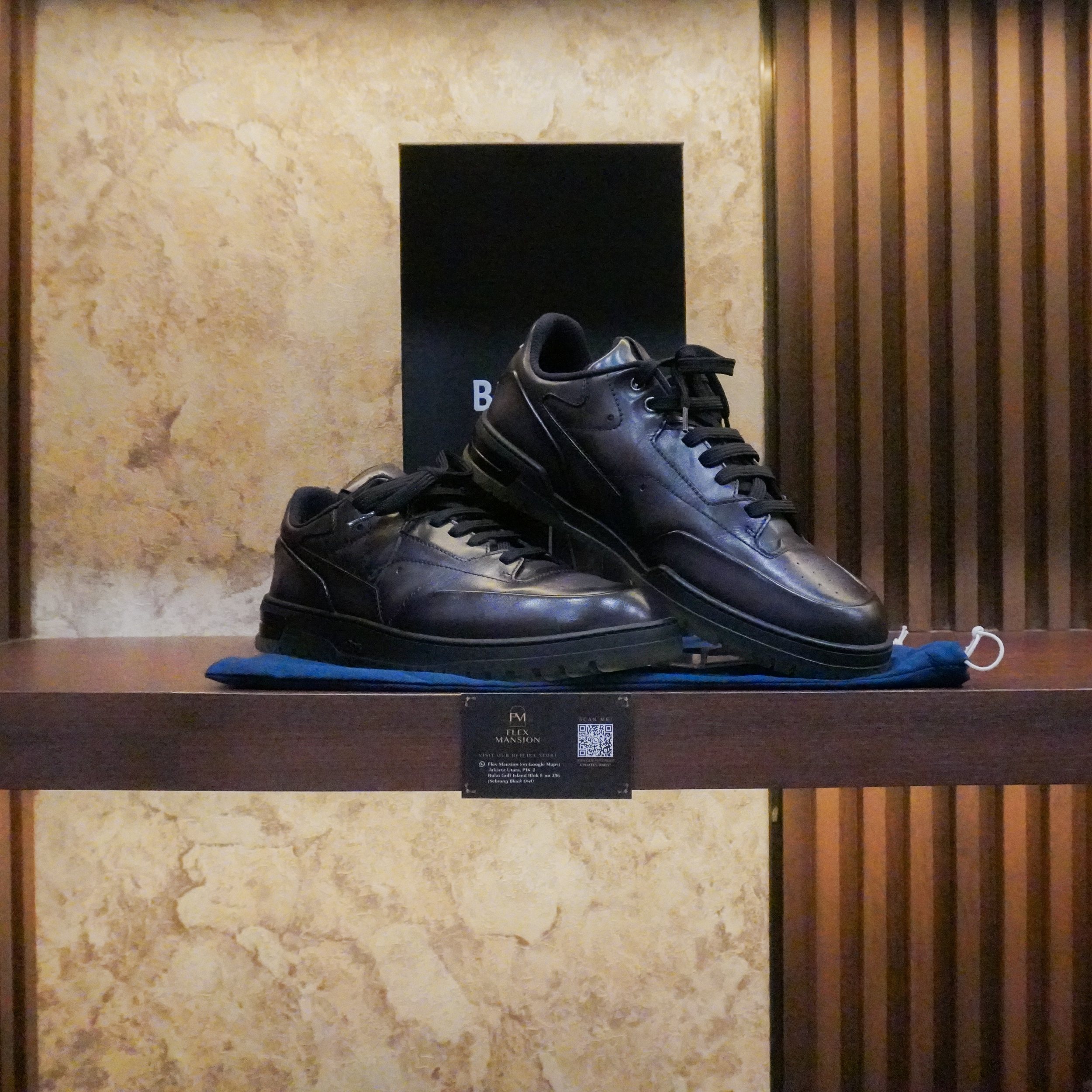 Berluti Fast Track Scritto Leather Sneaker Black (New 35jt