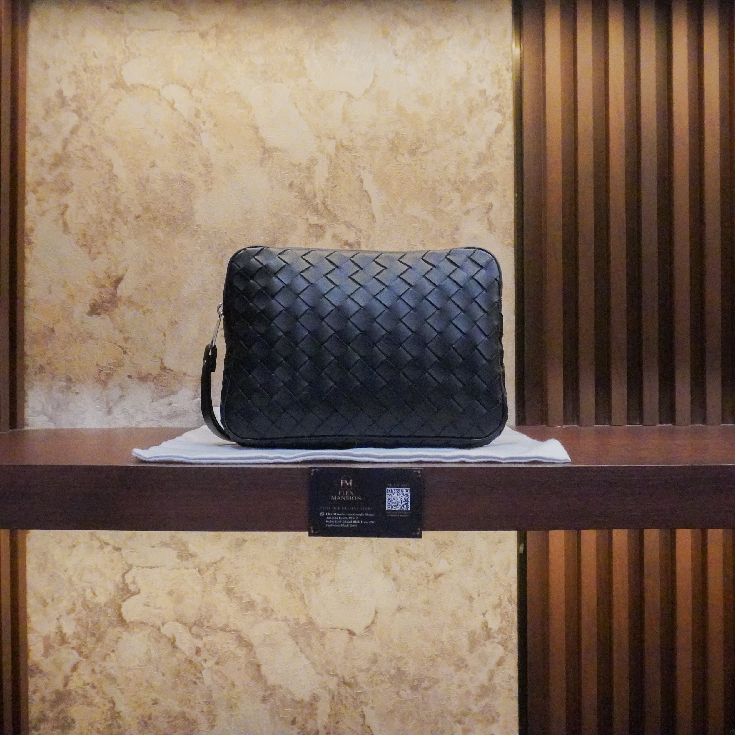 Bottega intrecciato pouch black (new 30jt