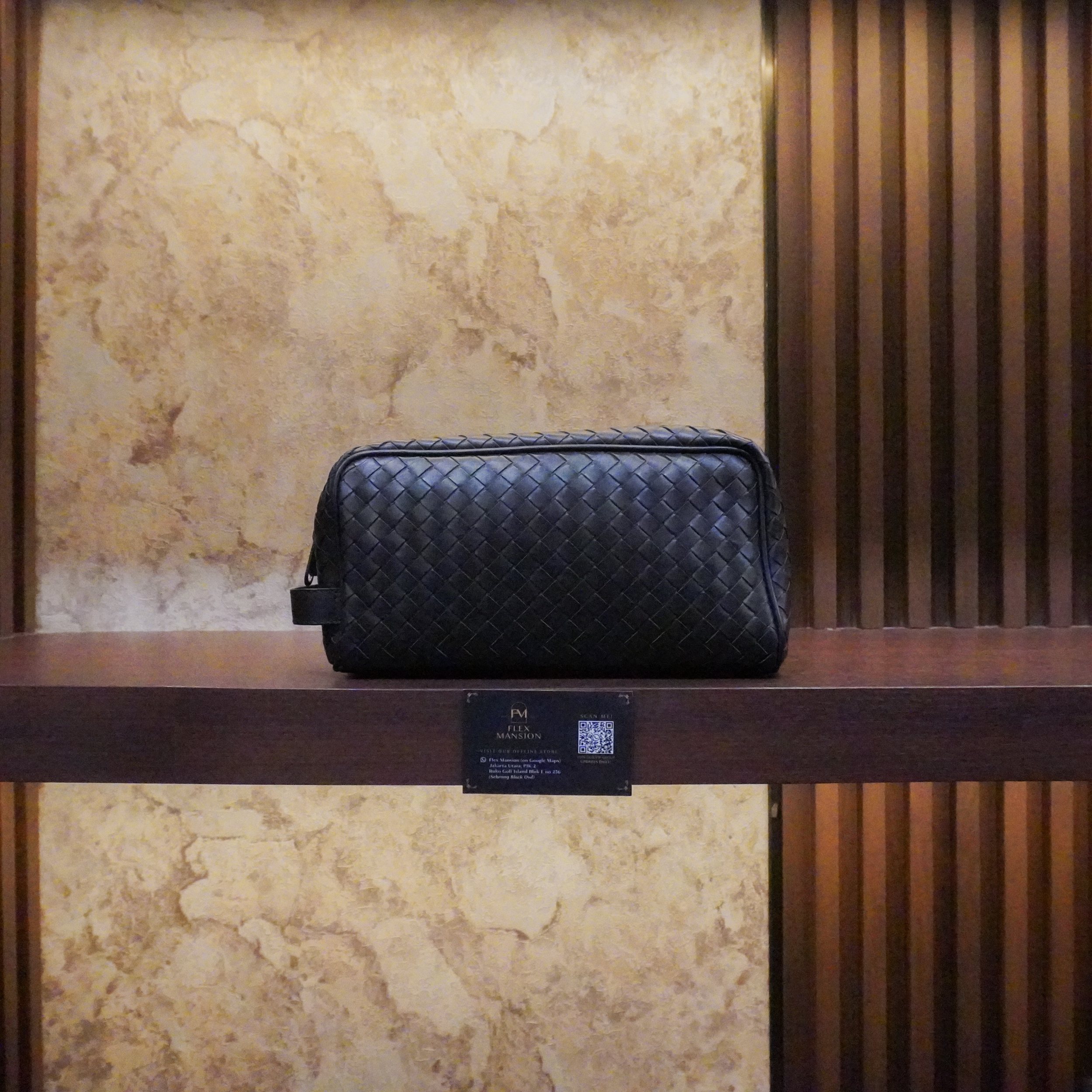 Bottega intrecciato travel pouch brown (new 25jt