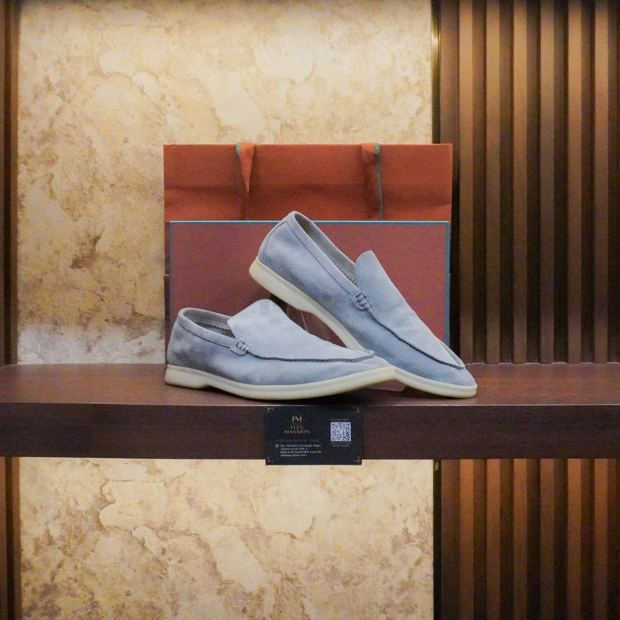 Loro piana summer walk suede grey