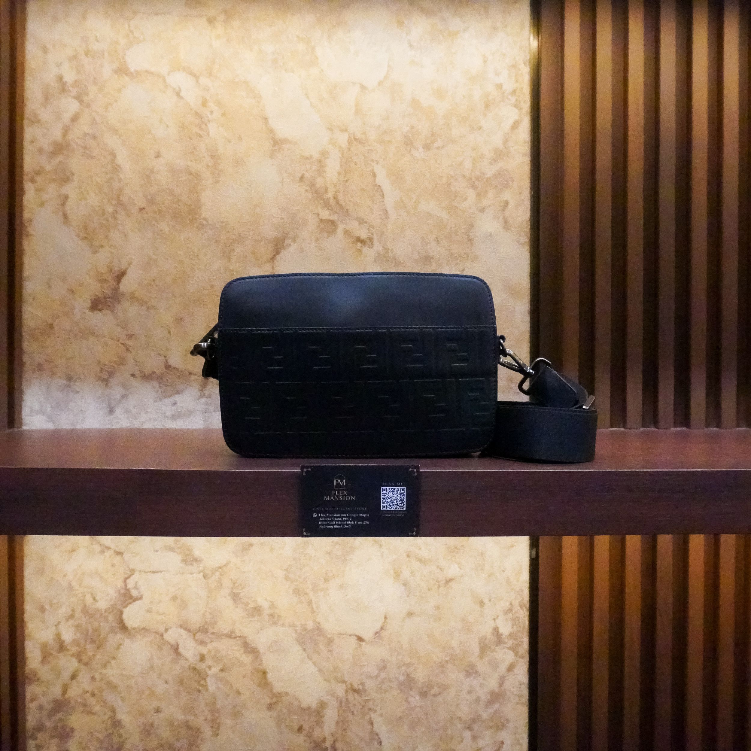 Fendi Camera Bag Leather Black (new 25jt
