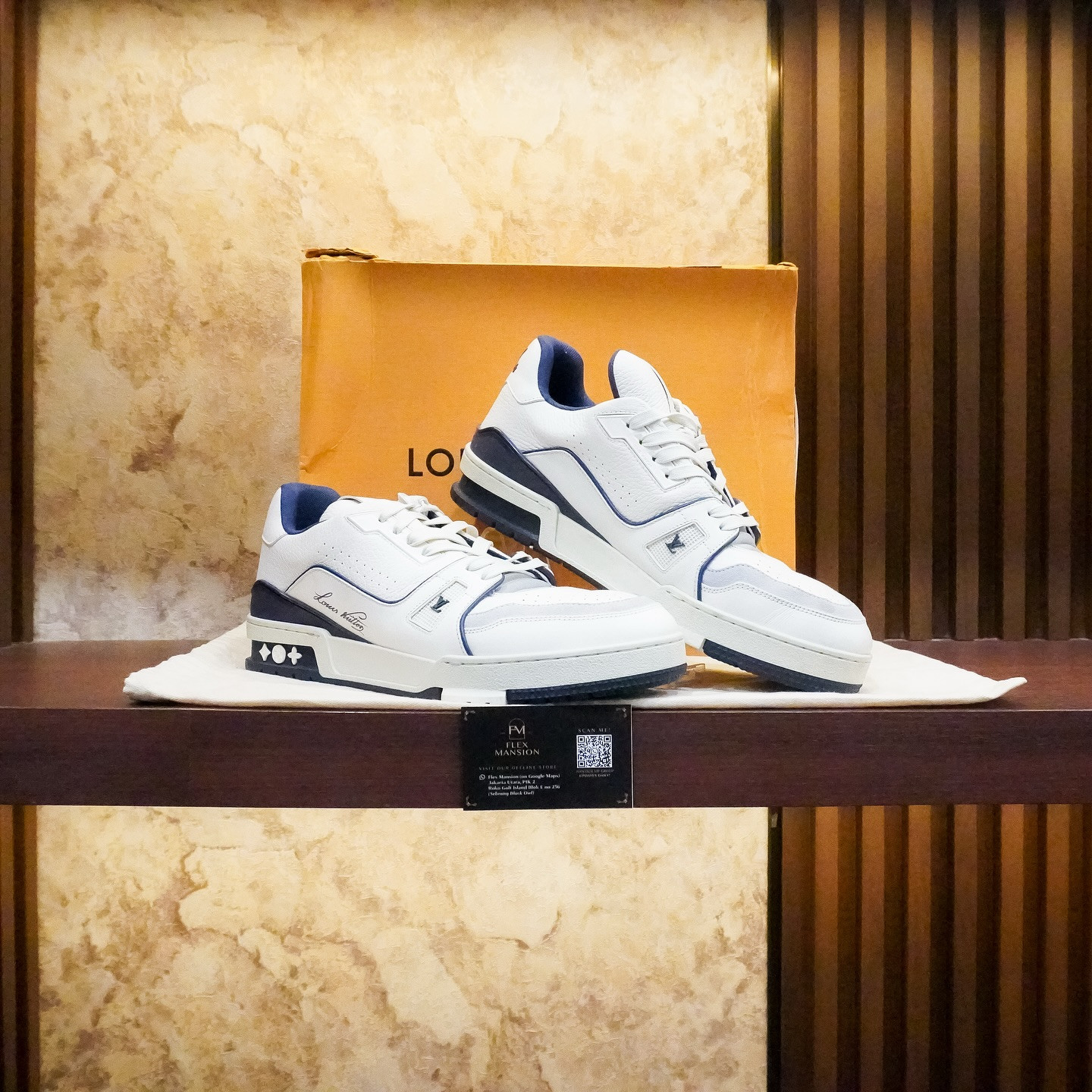 Louis Vuitton Trainer Signature White Marine (new 23jt