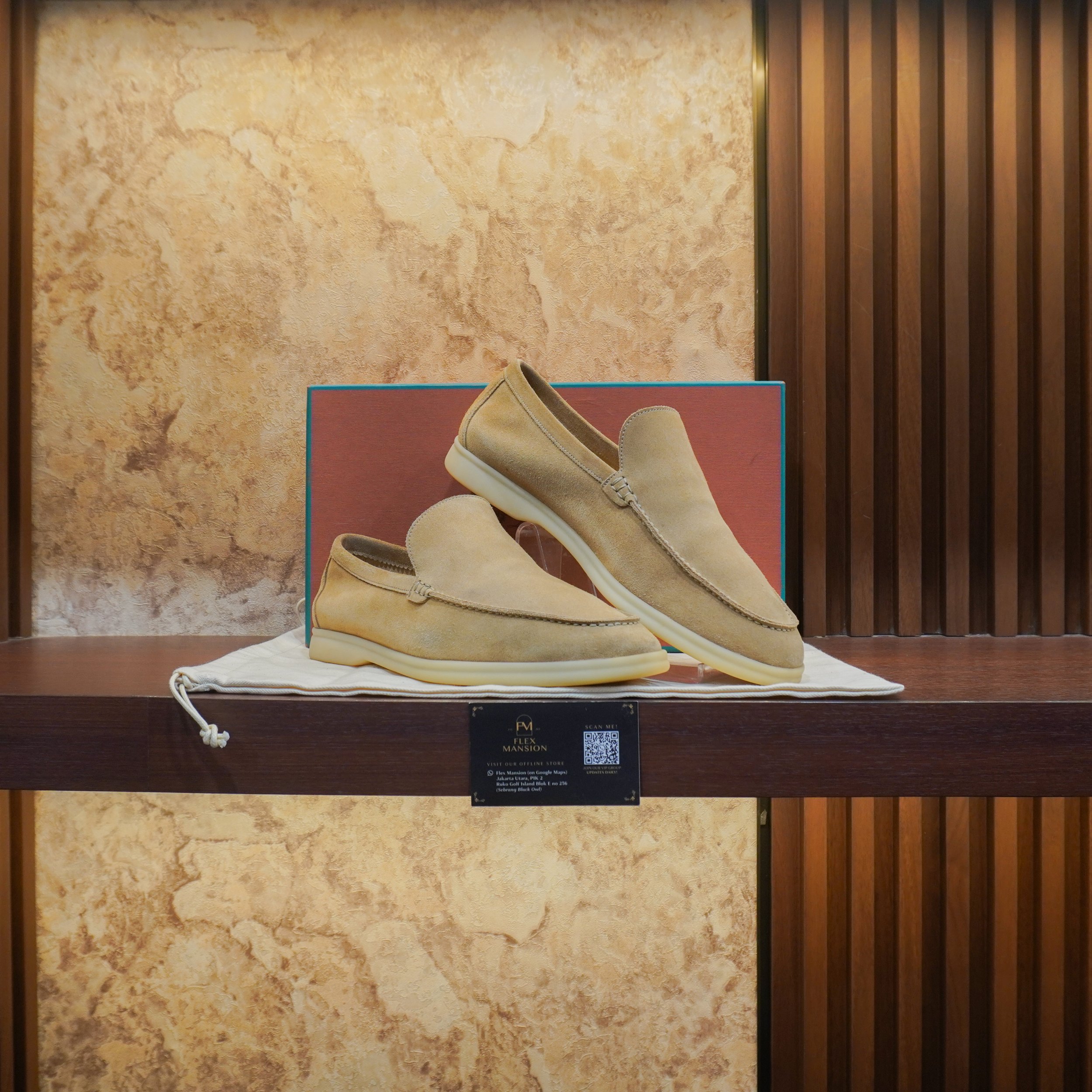 Loro piana summer walk suede