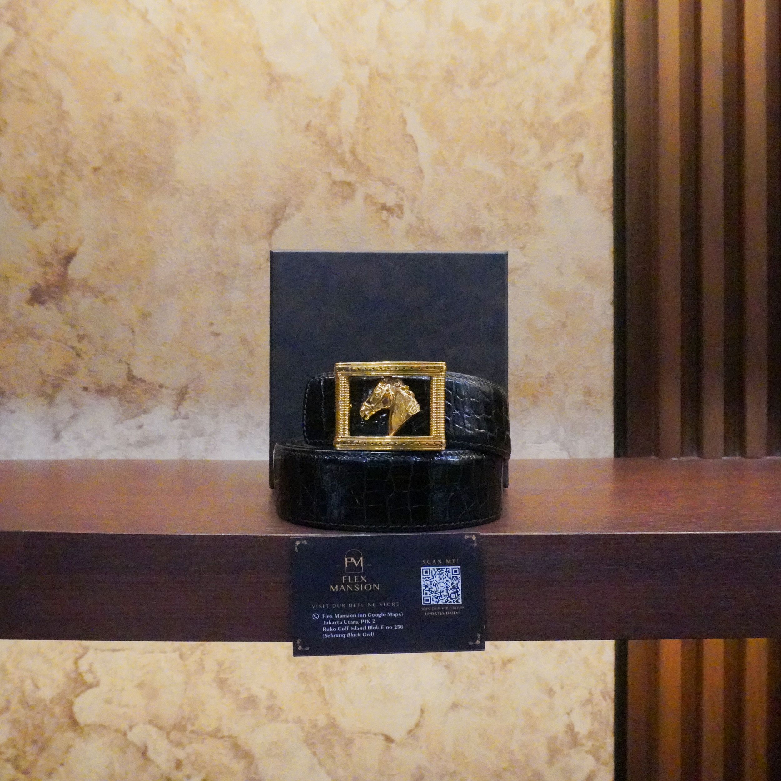SR crocodile leather belt gold horse buckle (new 80jt